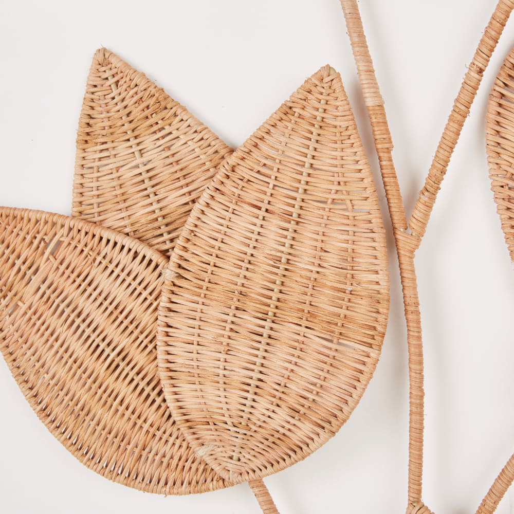 Déco murale tige et fleurs en rotin tressé 64x120 - Maisons du Monde