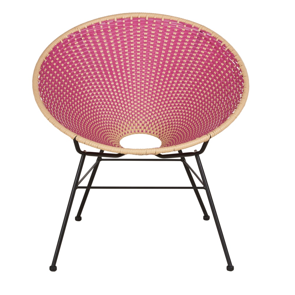 Fauteuil de jardin en acier noir et résine recyclée tressée rose