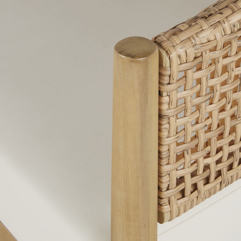 Fauteuil de jardin professionnel en résine tressée imitation rotin et coussin écru en toile recyclée — vue 4