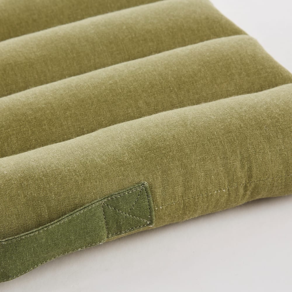Galette de chaise en coton vert kaki avec anse 40x40 — vue 3