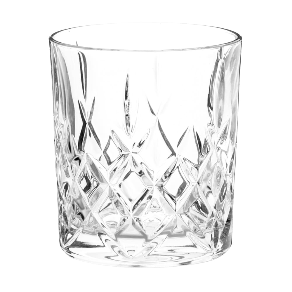 Gobelet en verre taillé transparent Gobelet en verre taillé transparent