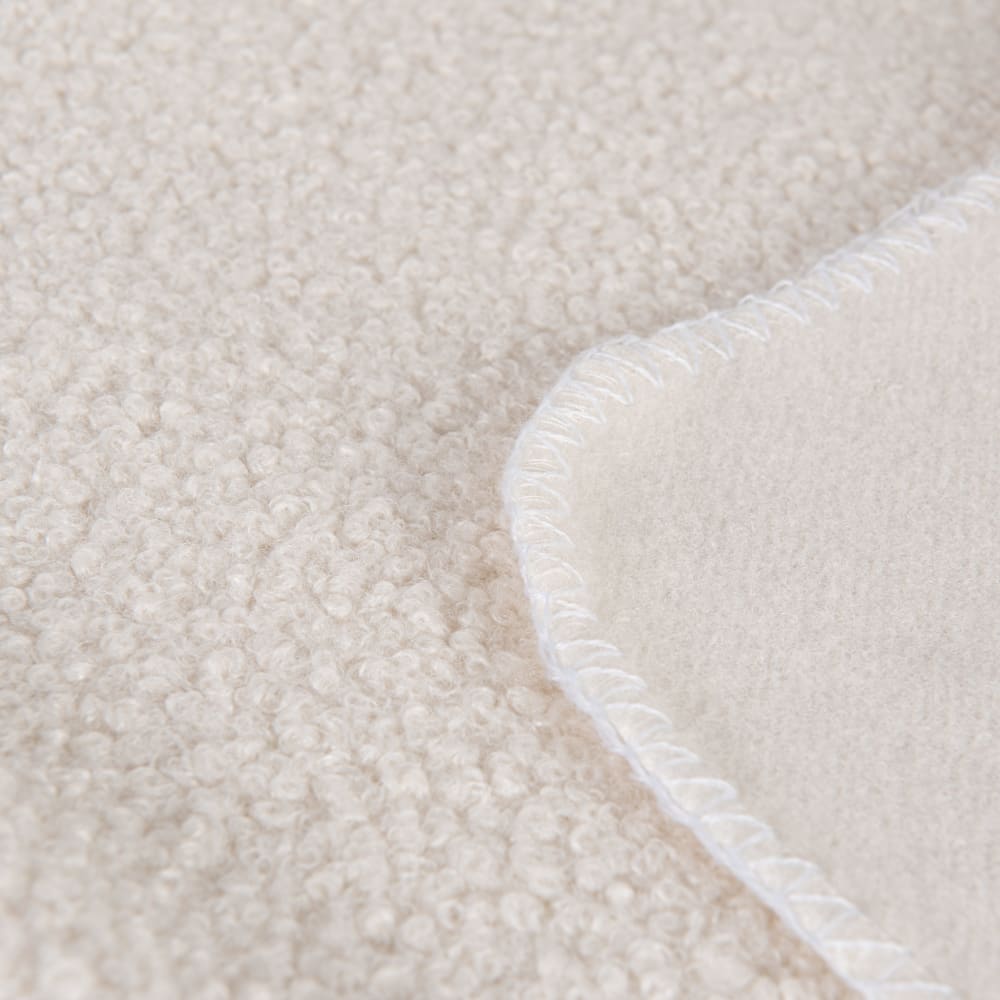 Kuscheldecke im Bouclé-Look, ecru 150x230cm - Maisons Du Monde