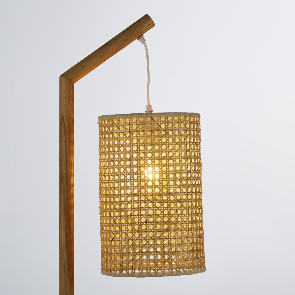 Lampadaire en chêne abat-jour cannage en rotin H143 (Maisons du Monde) - Image 2