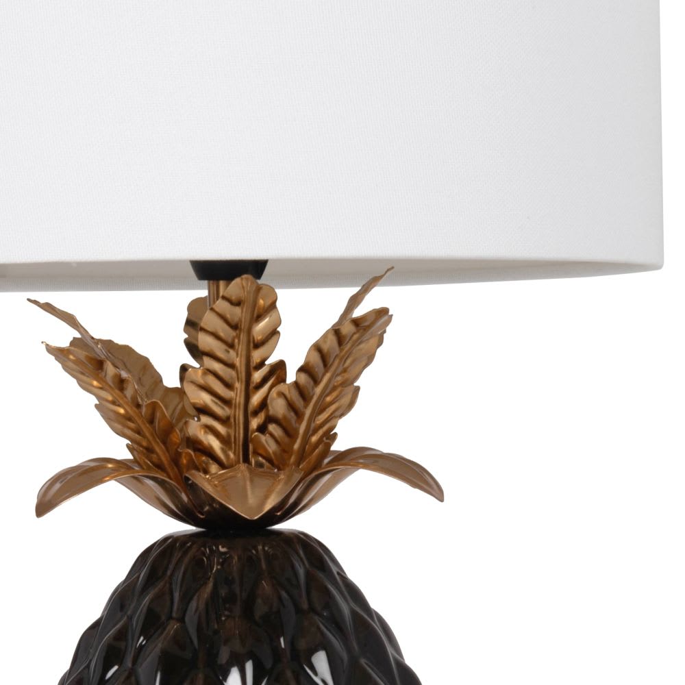 Lampe ananas en céramique noire et métal doré, et abat-jour en lin blanc - Maisons du Monde