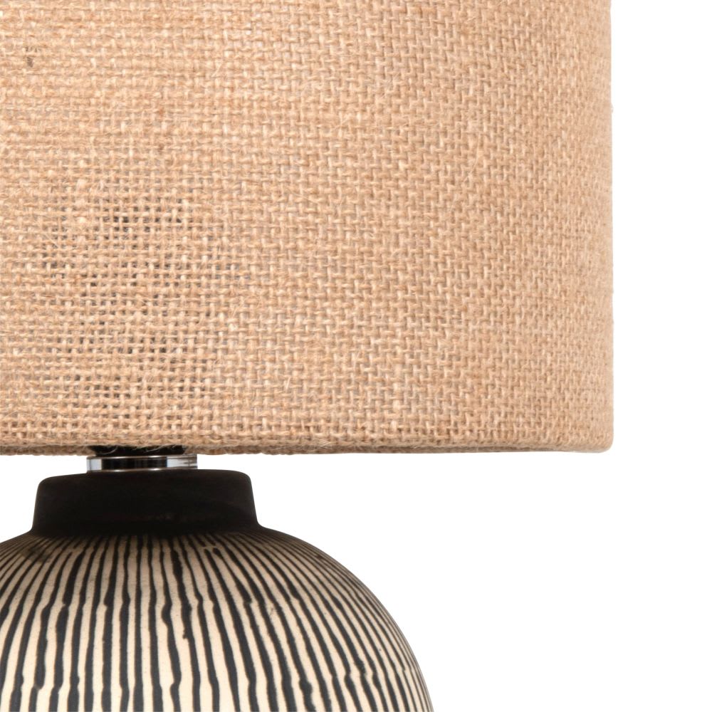 Lampe aus schwarzer und cremefarbener Keramik mit Lampenschirm