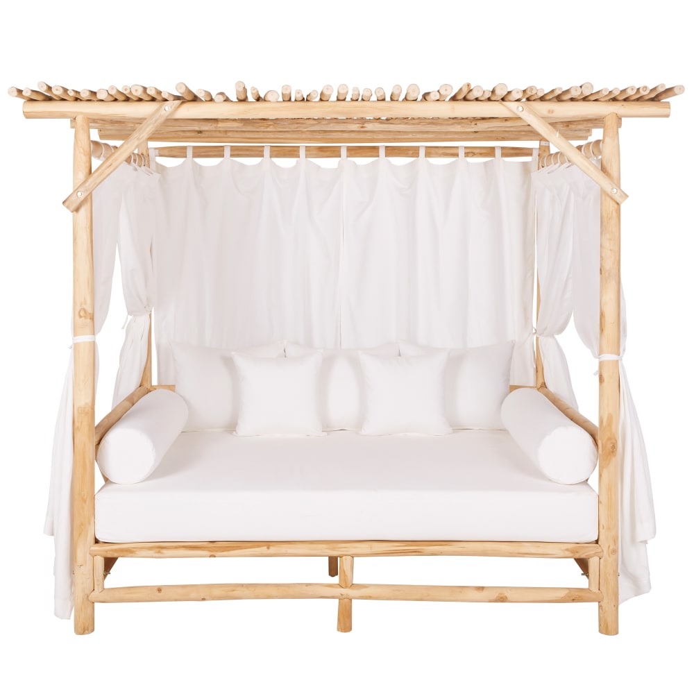 Lit à baldaquin d'extérieur en bois de teck, voile blanc et coussins blancs