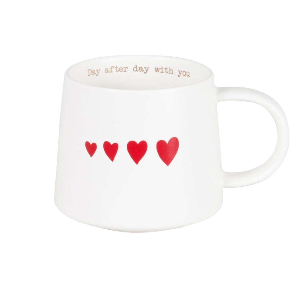 Mug en céramique blanche motifs cœurs rouges