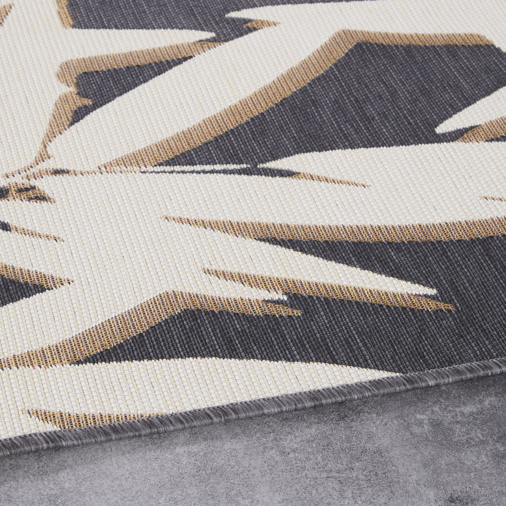 Tapis tissé jacquard imprimé feuillage écru et noir 160x230 - Maisons du Monde