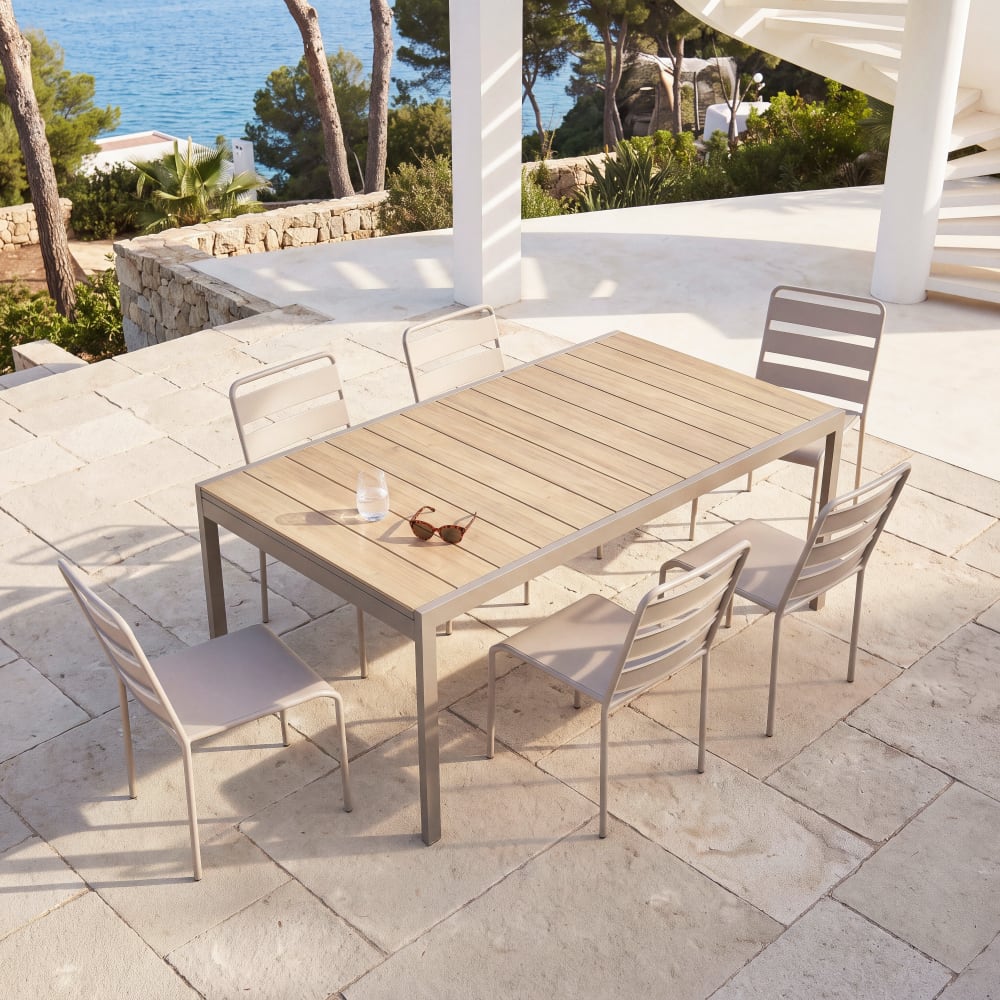 Ausziehbarer Gartentisch aus Aluminium in Holzoptik und taupe, 6/10 Personen 185/280 cm Doolin