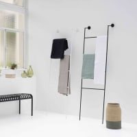 Portasciugamani A Scala In Metallo Betti – 170x49x14 Cm, 4 Pioli, Nero, Salvaspazio E Antiscivolo