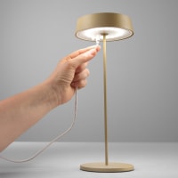 Lampada da tavolo a LED Lampada da tavolo a LED Dimmerabile Senza fili