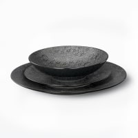 Set di stoviglie da 18 pezzi in arenaria nero-Black japan