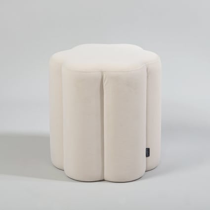 Boniface - Pouf fleur en velours beige