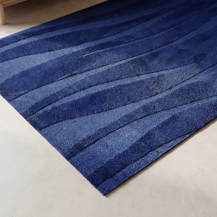 Blauer, getufteter und geknüpfter Teppich, 160 x 230 cm Magny