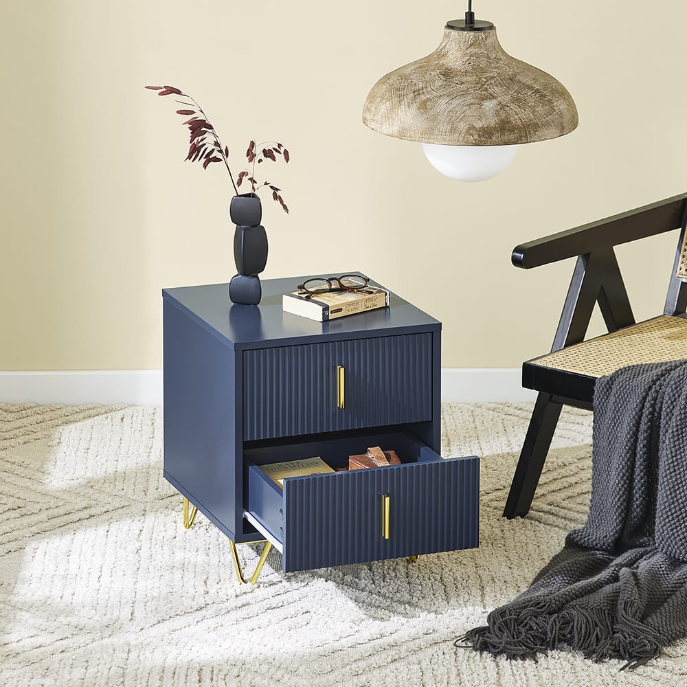sweeek - Table de chevet pour enfant, collection monsieur/madame, monsieur heureux