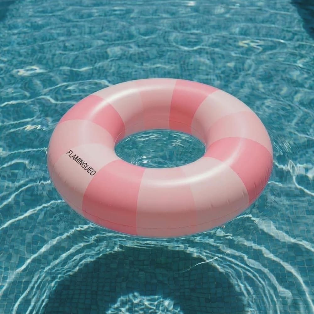 Bouée gonflable avec filet PVC donut rose | Maisons du Monde