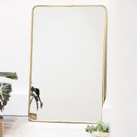 NXHOME Specchio da parete rettangolare con cornice in metallo, 61 x 91 cm, per bagno, montaggio a parete, con angoli arrotondati, cornice dorata, specchio decorativo per soggiorno, camera da letto