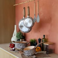 MENASTYL Casserole Léopard 18cm Aluminium Recyclé Marron - Poignée Bois