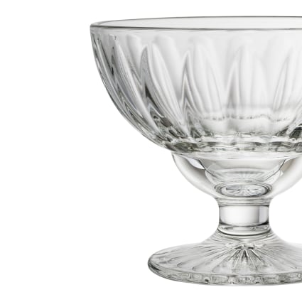 7 coupes à champagne en verre ciselé