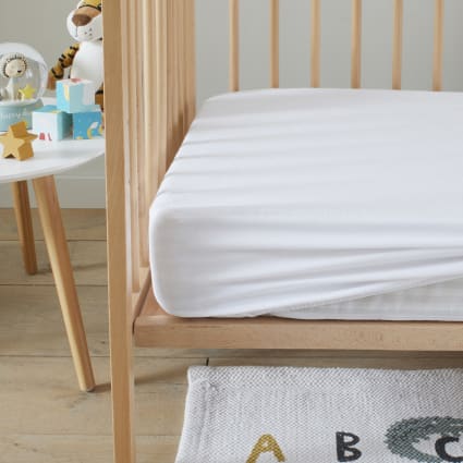 Alèse protège matelas imperméable bébé 60x120 cm Maisons du Monde