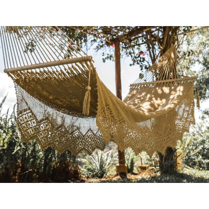 Hamaca de madera nicaragüense beige 100% algodón 100 x 360 cm