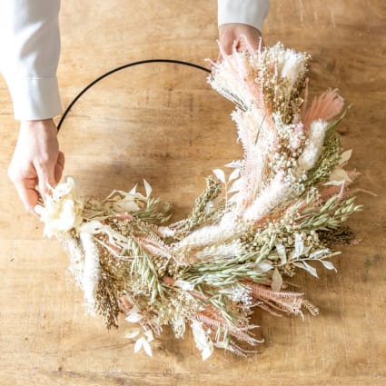 Couronne Fleurie Artificielle 50 Cm - Fraise à Fleurs - Neuve Avec étiquettes
