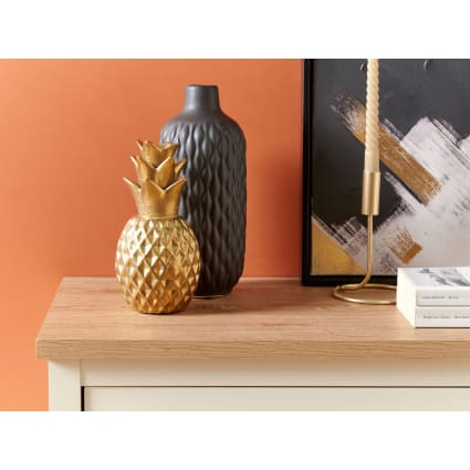 Creative Co-Op Fermalibri A Forma Di Ananas Dorati – Set 2 Pezzi In Resina, 8,7 Cm