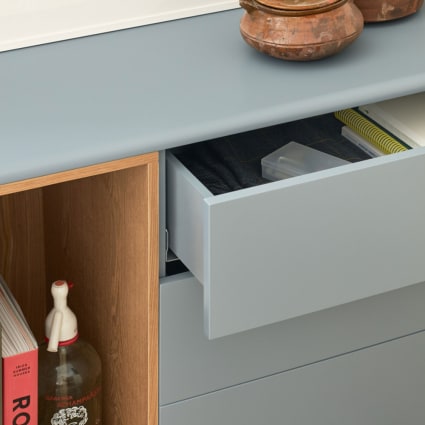 Madia in legno massello laccato grigio cassetti anta 140x40 cm