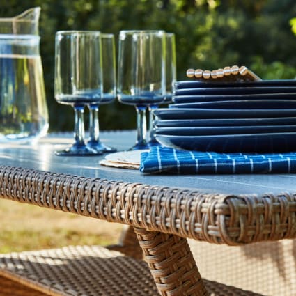 Set di divani, poltrone tavolo alto in rattan sintetico