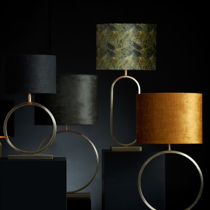 Abat-jour En Métal Abat-jour Décoratif En Fer évidé Avec Motif Doré Intérieur Pour Plafonnier De Table Noir Naturel Inspiré Fer Style Moderne