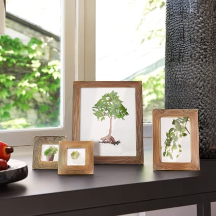 Cornice Portafoto In Legno MDF – Profilo Stondato – 6 Colori Opachi – Con Vetro E Piedino Incluso