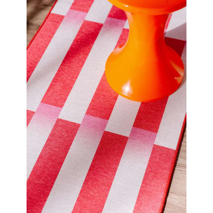 Moquette Rouge Tapis Rouge 1 X 15 M VIP Accessoires De Fête Chemin De Couloir Rouge Mariage Anniversaire Emfpang Fleurs Enfants Mariés Couple Mariage Decoration Anniversaire Rouge