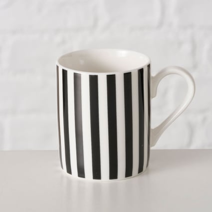 Tasse à café en céramique rayures noires et blanches 8.5x5.8x6cm | Maisons du Monde