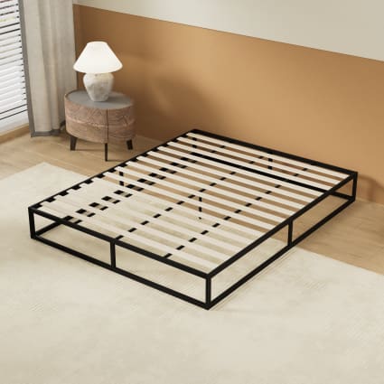 Bett 90 x 190 cm, Stahlrahmen, Holzlatten