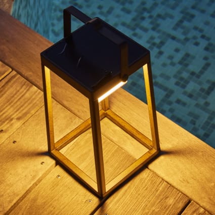 Lanterne solaire en aluminium revêtement effet bois LED blanc chaud VERONA H30cm