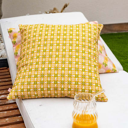 kakteen dekorativ einpflanzen Kaktus-Deko - im Glas dekorieren | DIY, Deko und Wohnen im Landhausstil Sukkulenten deko ideen