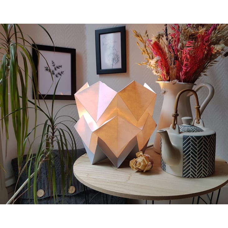 Lampe de table origami bicolore en papier taille S-HIKARI cropped-7