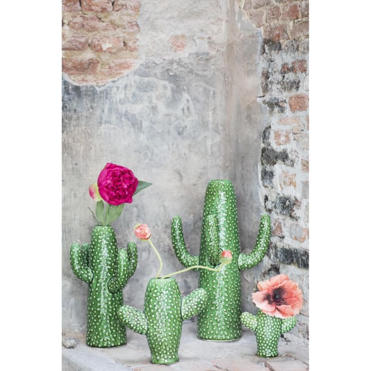Vase cactus medium porcelaine verte H29cm-CACTUS cropped-2