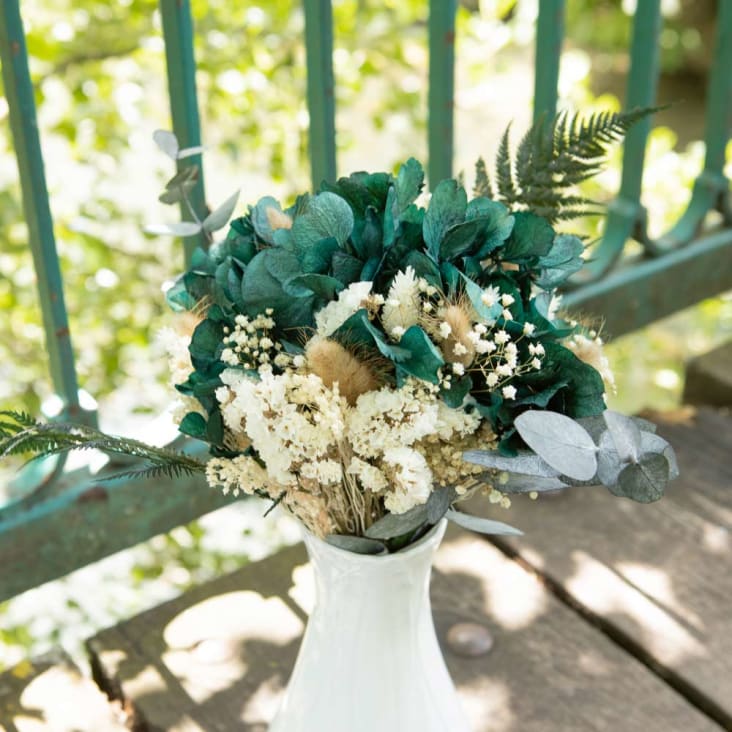Bouquet de fleurs séchées à base d'hortensia vert cropped-3