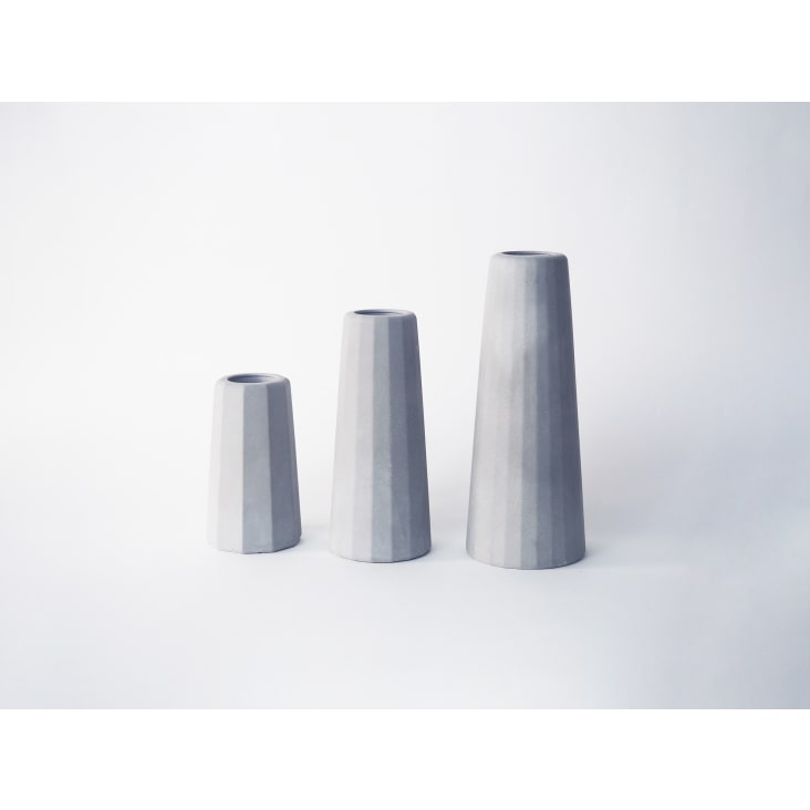 Vase soliflore en béton (petite taille) H9cm-FACETTE cropped-3
