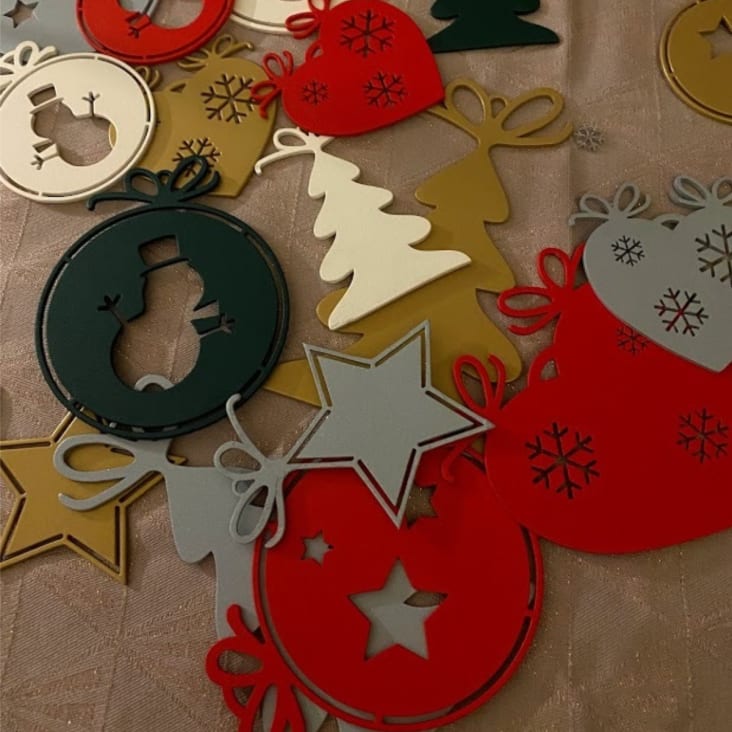 Suspensions de Noël boule étoiles en aluminium or D6cm Lot de 4-COLLECTION NOËL cropped-2