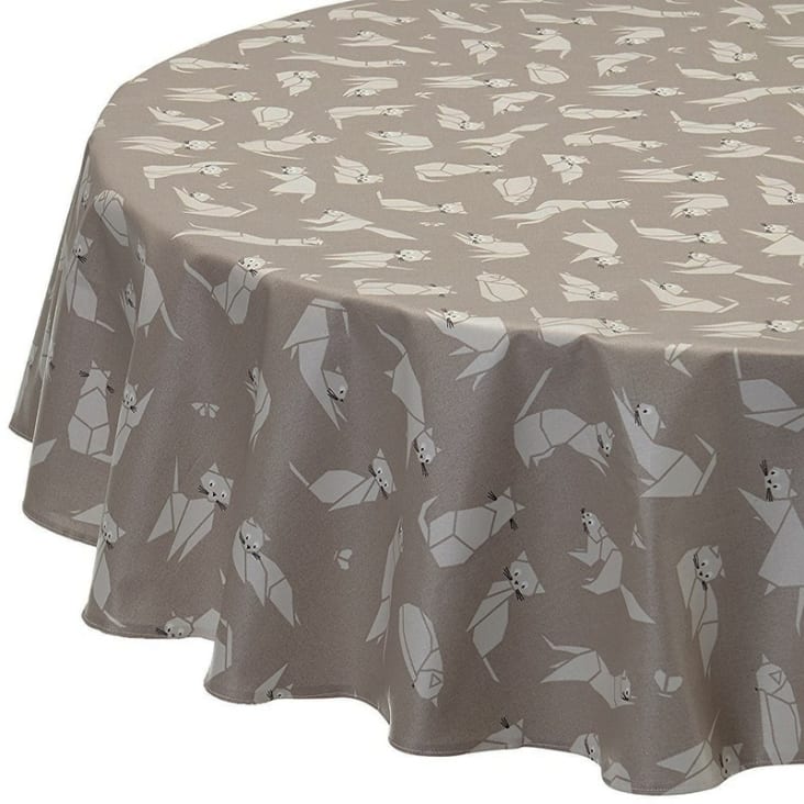 Nappe enduite ovale 160 x 240 cm taupe-Chat cropped-3