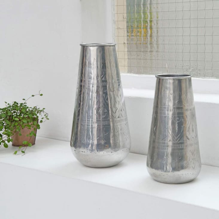 Vase cylindrique-Jaya cropped-2