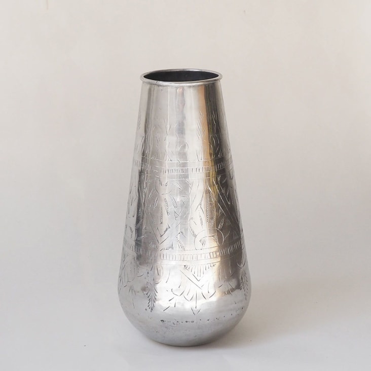 Vase cylindrique-Jaya cropped-4