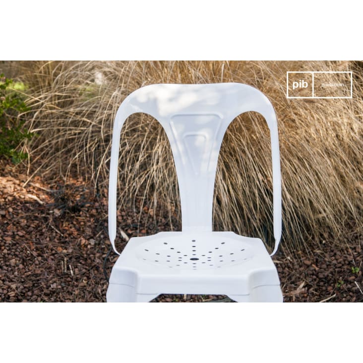 Chaise vintage en métal blanc-Multipl's cropped-3