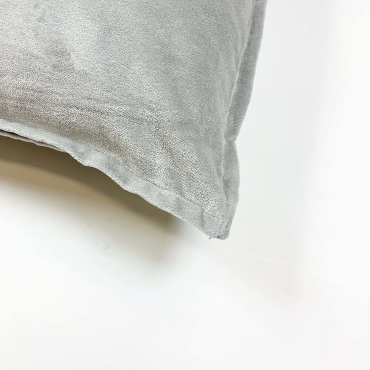 Housse de coussin gris en velours-50x50 cm uni-CAITH cropped-5