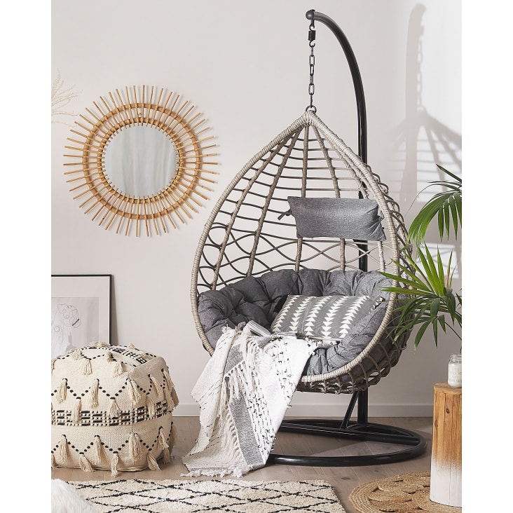 Hängesessel mit Gestell aus PE Rattan, grau Arsita Maisons du Monde