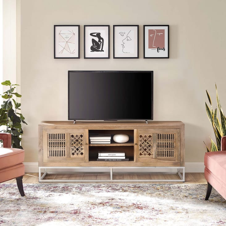 Mueble TV con ruedas de madera de mango color natural