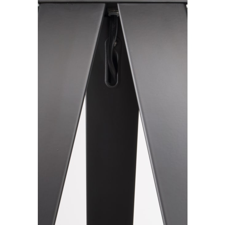 Lámpara de pie con trípode de metal negro-Tripod cropped-9