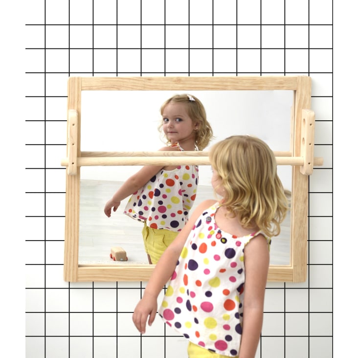 Espejo de madera de pino en color natural Montessori MIRROR